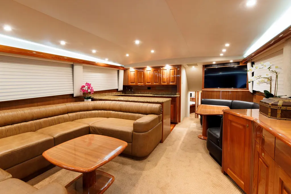YOLO 2005 Viking Convertible w/Mezzanine Yacht For Sale in Westbrook CT YOLO 2005 Viking Convertible w/Mezzanine Yacht For Sale in Westbrook CT