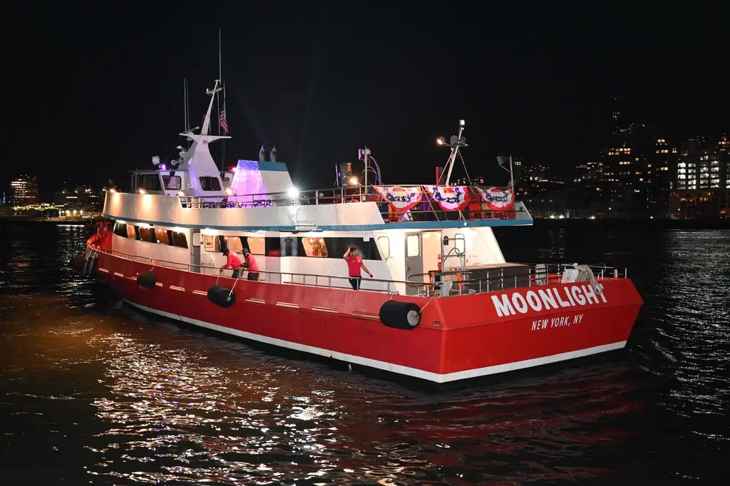 Moonlight 1985 Custom Commercial Steel 100 Yacht For Sale in Jersey City NJ Moonlight 1985 Custom Commercial Steel 100 Yacht For Sale in Jersey City NJ