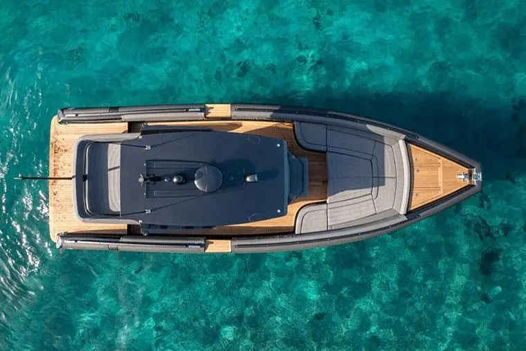 2023 Black Shiver 100 efb Yacht For Sale in Olbia IT-SS 2023 Black Shiver 100 efb Yacht For Sale in Olbia IT-SS