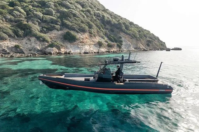 2023 Black Shiver 100 efb Yacht For Sale in Olbia IT-SS 2023 Black Shiver 100 efb Yacht For Sale in Olbia IT-SS