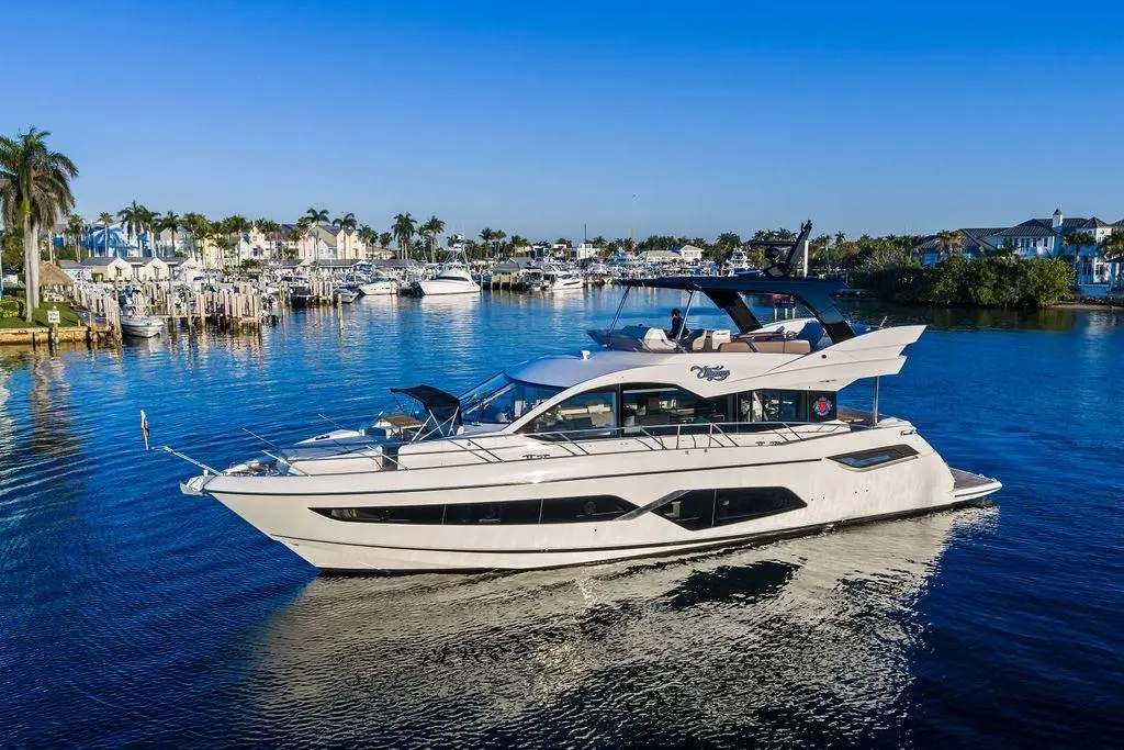 ELLIGANCE 2021 Sunseeker Manhattan 68 Yacht For Sale in Pompano Beach FL ELLIGANCE 2021 Sunseeker Manhattan 68 Yacht For Sale in Pompano Beach FL