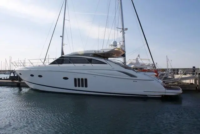2010 Princess V62 Yacht For Sale in Valencia ES-V 2010 Princess V62 Yacht For Sale in Valencia ES-V