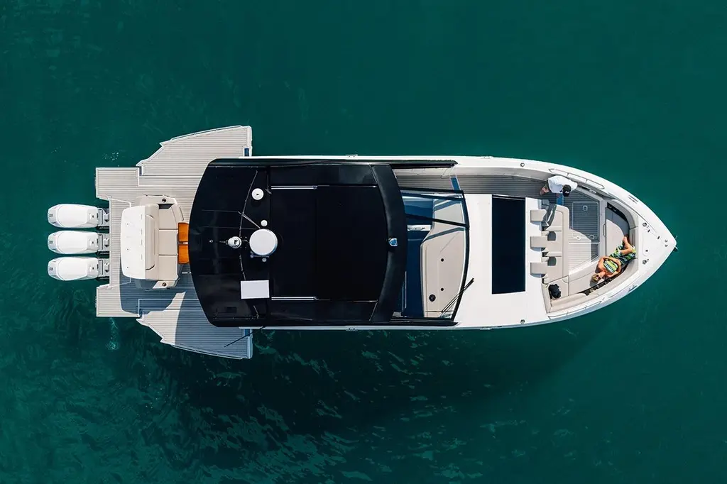 PepTide 2024 Cruisers Yachts 50 GLS Yacht For Sale in Naples FL