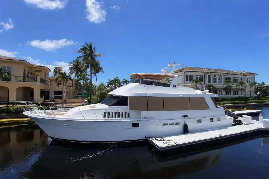 1991 Hatteras 70 Cockpit Motor Yacht Yacht For Sale in Fort Myers FL 1991 Hatteras 70 Cockpit Motor Yacht Yacht For Sale in Fort Myers FL