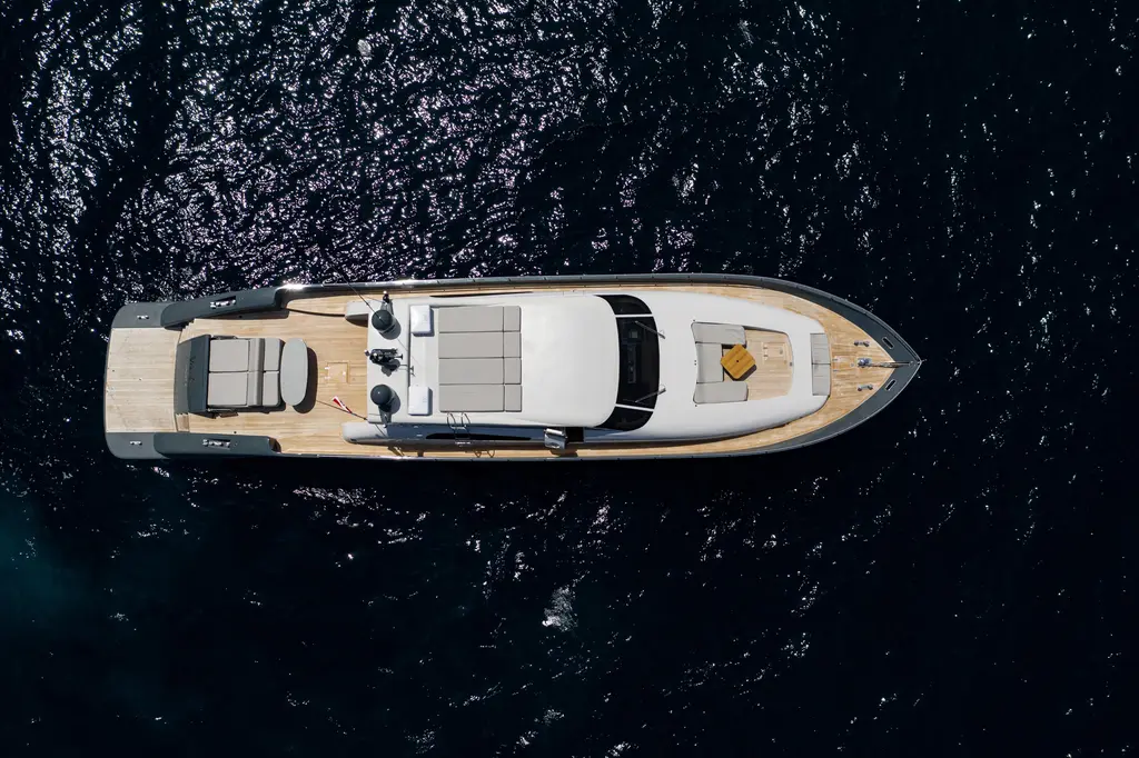 Vevekos 2007 Tecnomar Velvet 90 Yacht For Sale in Gaeta IT-LT
