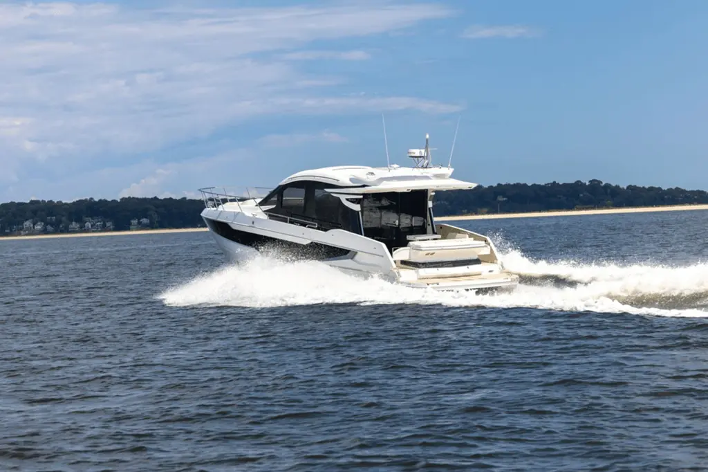 2024 Galeon 410 HTC Yacht For Sale in Excelsior MN 2024 Galeon 410 HTC Yacht For Sale in Excelsior MN