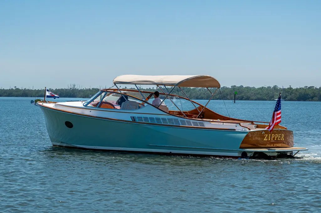 ZIPPER 2017 Hinckley Talaria 34R Yacht For Sale in Stuart FL ZIPPER 2017 Hinckley Talaria 34R Yacht For Sale in Stuart FL