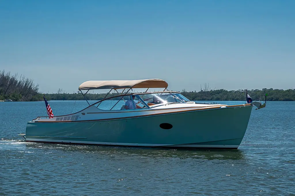 ZIPPER 2017 Hinckley Talaria 34R Yacht For Sale in Stuart FL ZIPPER 2017 Hinckley Talaria 34R Yacht For Sale in Stuart FL