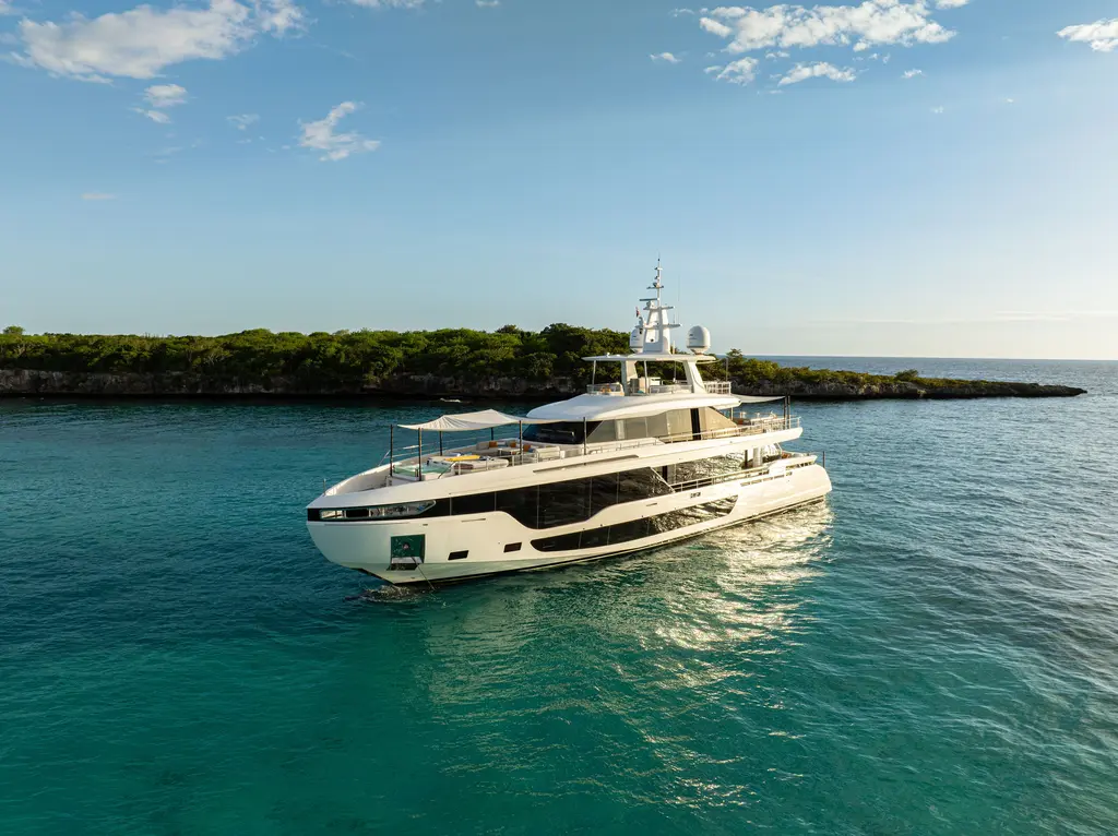 Luz De Mar 2024 Azimut Grande 36M Yacht For Sale in Casa De Campo, La Romana Luz De Mar 2024 Azimut Grande 36M Yacht For Sale in Casa De Campo, La Romana