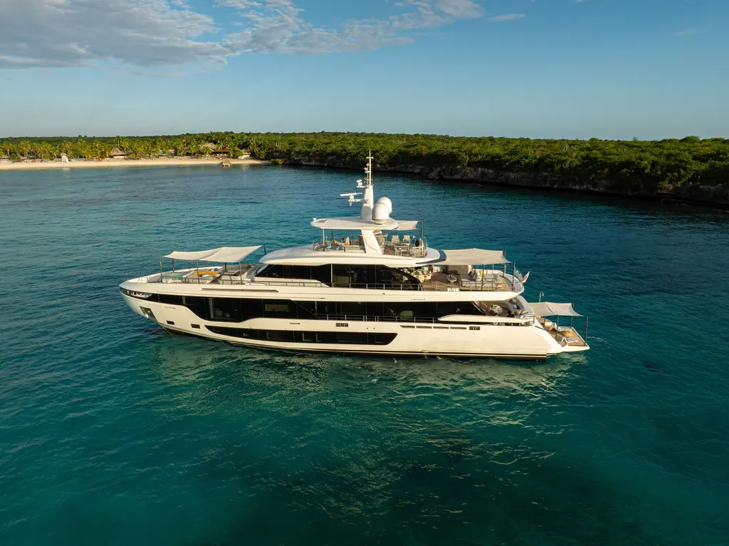 Luz De Mar 2024 Azimut Grande 36M Yacht For Sale in Casa De Campo, La Romana Luz De Mar 2024 Azimut Grande 36M Yacht For Sale in Casa De Campo, La Romana