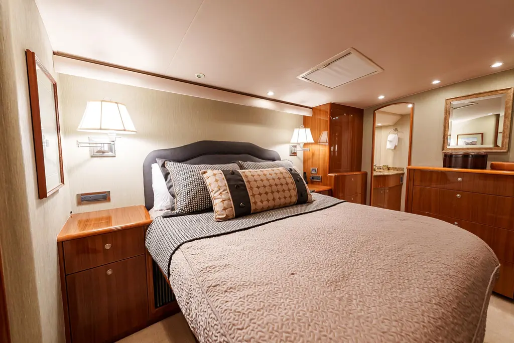 Liquid Apple 2008 Viking 68 Skybridge Yacht For Sale in Destin FL Liquid Apple 2008 Viking 68 Skybridge Yacht For Sale in Destin FL