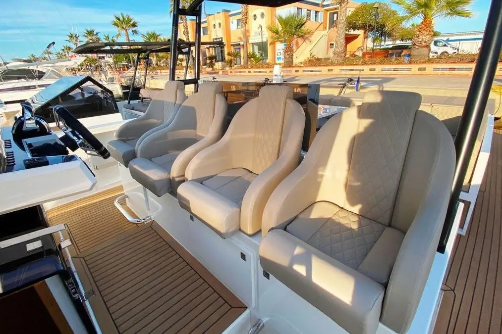 2020 De Antonio D42 Yacht For Sale in Dénia 2020 De Antonio D42 Yacht For Sale in Dénia