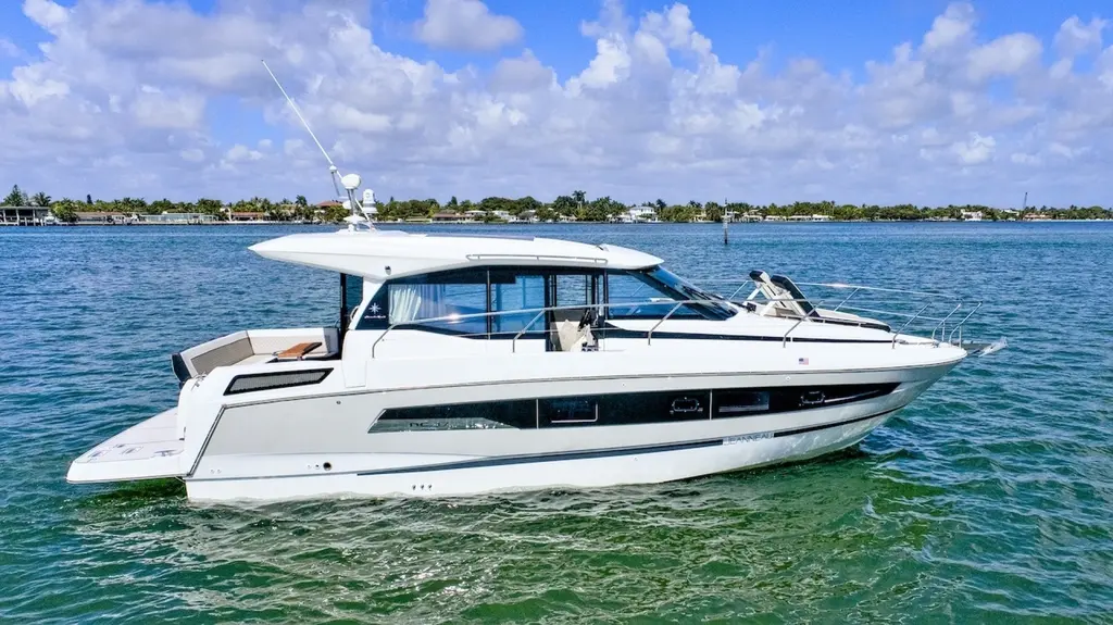 ZIA 2020 Jeanneau NC37 Yacht For Sale in Miami FL ZIA 2020 Jeanneau NC37 Yacht For Sale in Miami FL