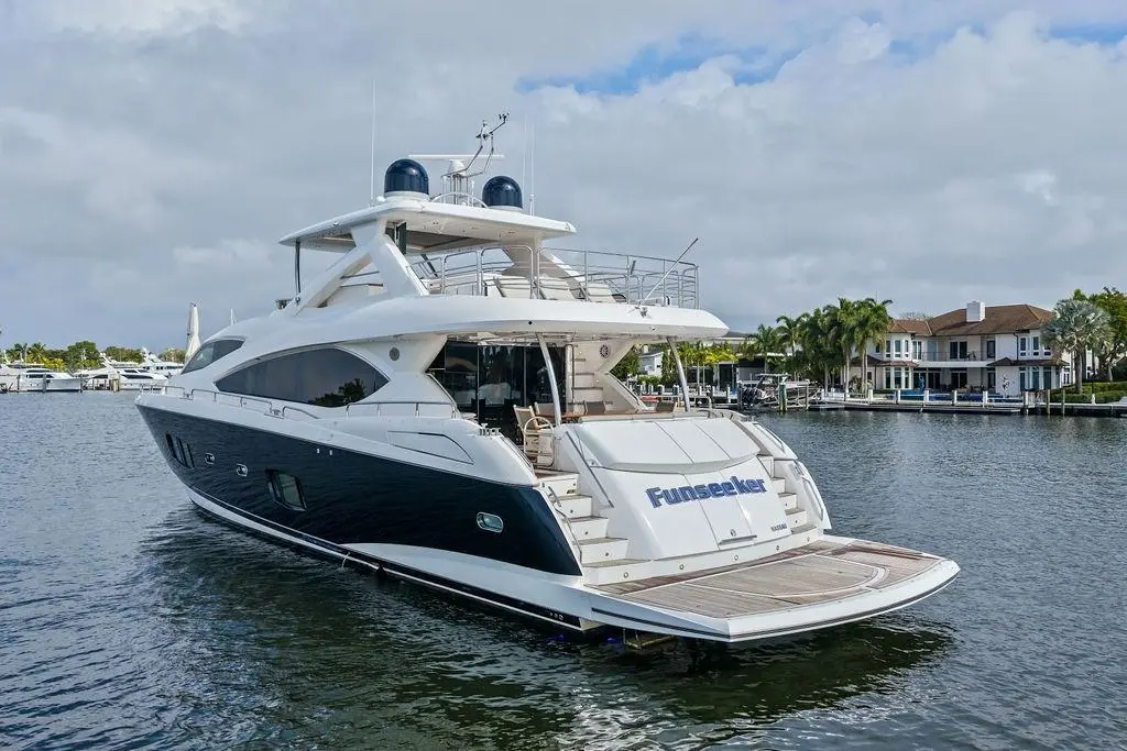 FUNSEEKER 2012 Sunseeker 88 Yacht Yacht For Sale in Fort Lauderdale FL