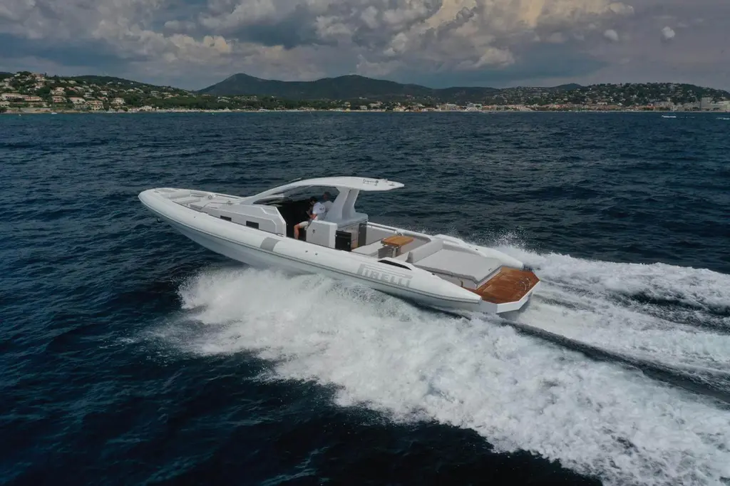 2022 Pirelli 42 Yacht For Sale in Vallauris 2022 Pirelli 42 Yacht For Sale in Vallauris