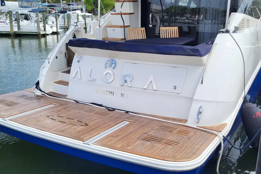 2018 Sea Ray L590 Fly Yacht For Sale in North Kingstown RI 2018 Sea Ray L590 Fly Yacht For Sale in North Kingstown RI