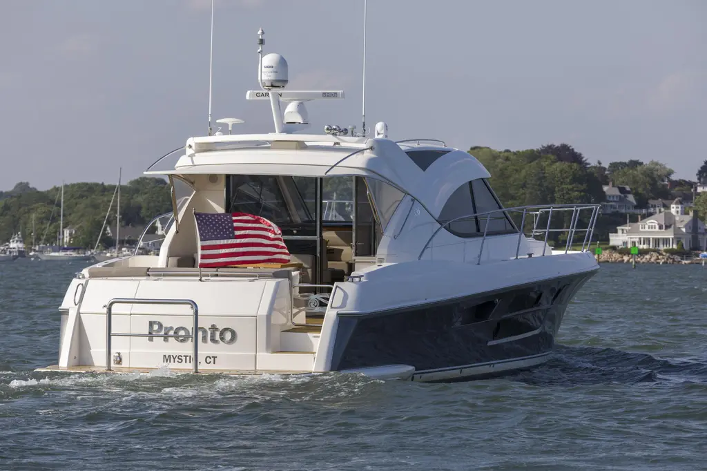 Pronto 2016 Riviera 5000 Sport Yacht Yacht For Sale in Mystic CT Pronto 2016 Riviera 5000 Sport Yacht Yacht For Sale in Mystic CT