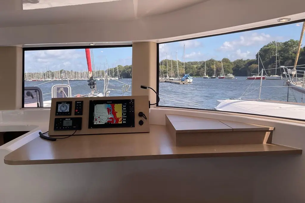 2020 Neel 47 Yacht For Sale in Arzal 56 2020 Neel 47 Yacht For Sale in Arzal 56