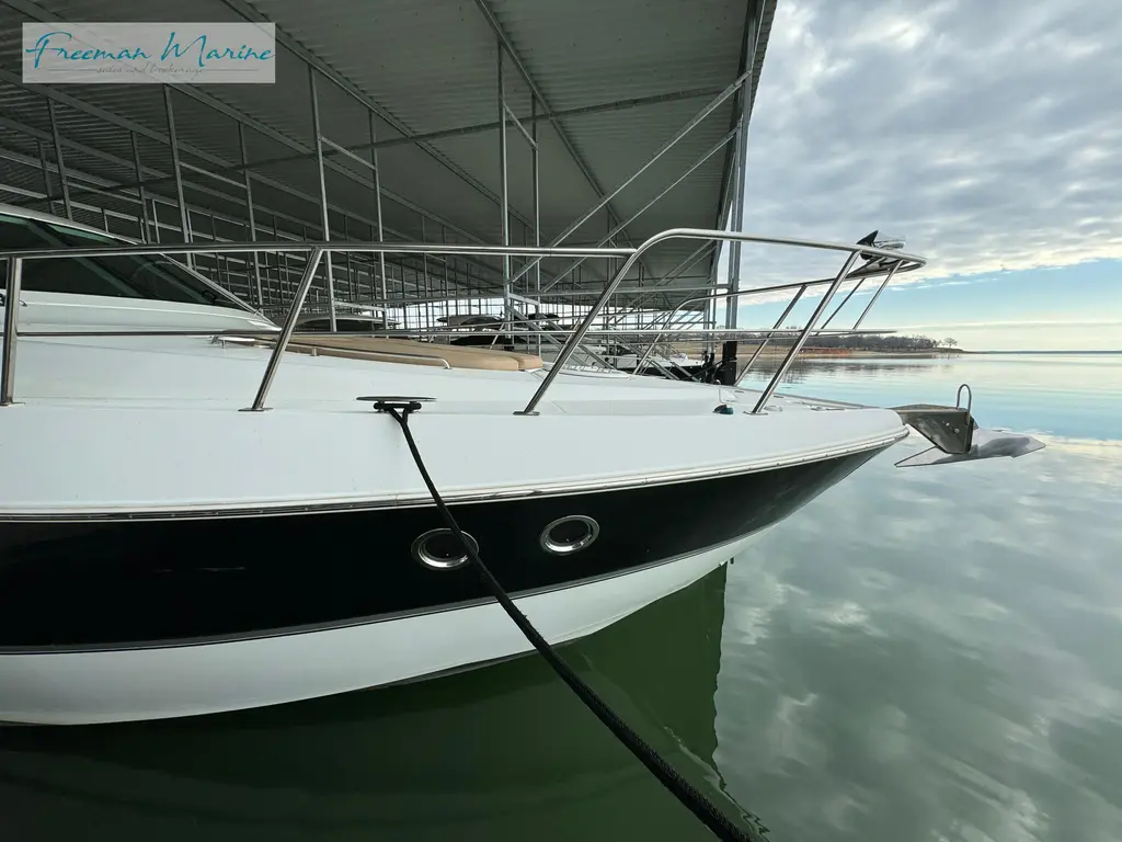 2014 Cruisers Yachts 540 Sports Coupe Yacht For Sale in Kingston OK 2014 Cruisers Yachts 540 Sports Coupe Yacht For Sale in Kingston OK