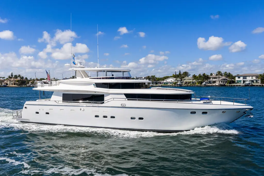 2005 johnson 87 39 motor yacht aleniel west palm beach florida for sale
