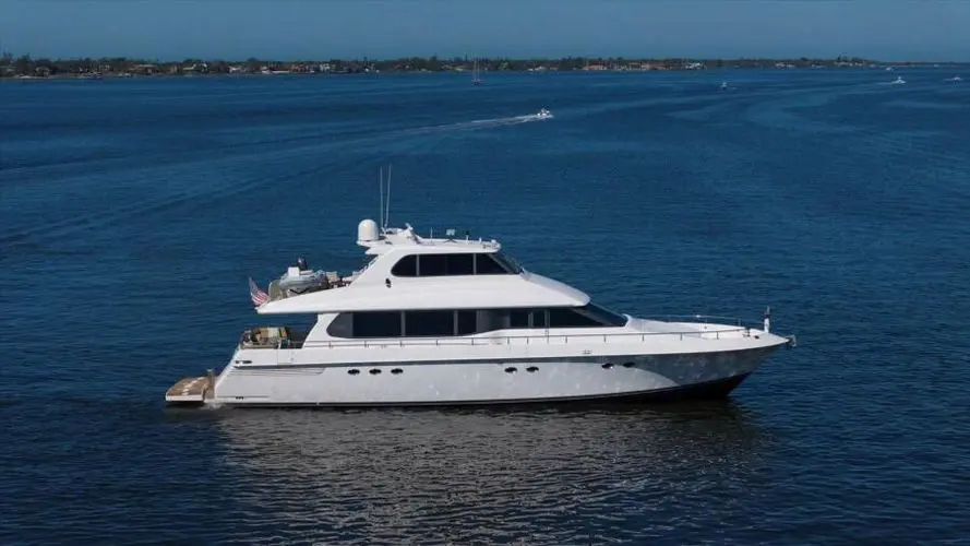 Octopi 1997 Lazzara Yachts EB 76 Yacht For Sale in Bradenton FL Octopi 1997 Lazzara Yachts EB 76 Yacht For Sale in Bradenton FL