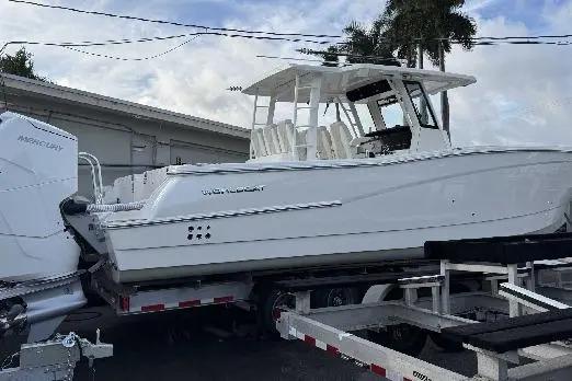 2026 World Cat 400 CC-X Yacht For Sale in Fort Lauderdale FL 2026 World Cat 400 CC-X Yacht For Sale in Fort Lauderdale FL