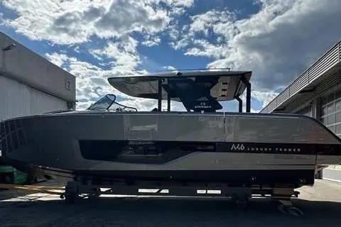 2026 Cranchi A46 Luxury Tender Yacht For Sale in Naples IT-NA 2026 Cranchi A46 Luxury Tender Yacht For Sale in Naples IT-NA