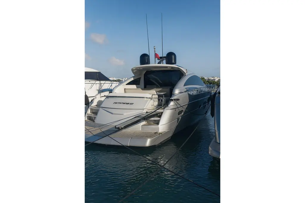 2017 Pershing 62 Yacht For Sale in Eivissa 2017 Pershing 62 Yacht For Sale in Eivissa