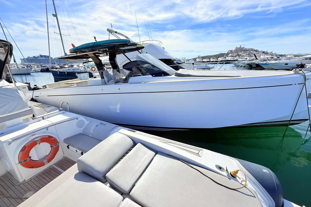 2020 Pardo Yachts 38 Yacht For Sale in Eivissa 2020 Pardo Yachts 38 Yacht For Sale in Eivissa