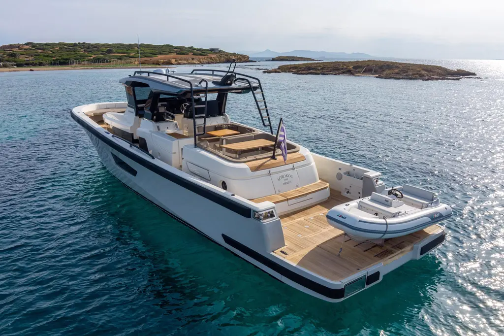 BG62 2021 Bluegame BG62 Yacht For Sale in Athens BG62 2021 Bluegame BG62 Yacht For Sale in Athens