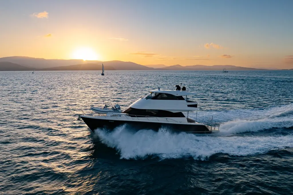 BLACK TIE 2023 Maritimo M55 Yacht For Sale in Airlie Beach QLD