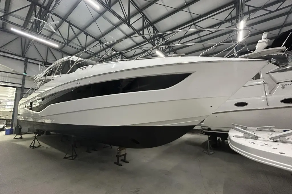 2018 Galeon 560 Sky Yacht For Sale in LaSalle ON