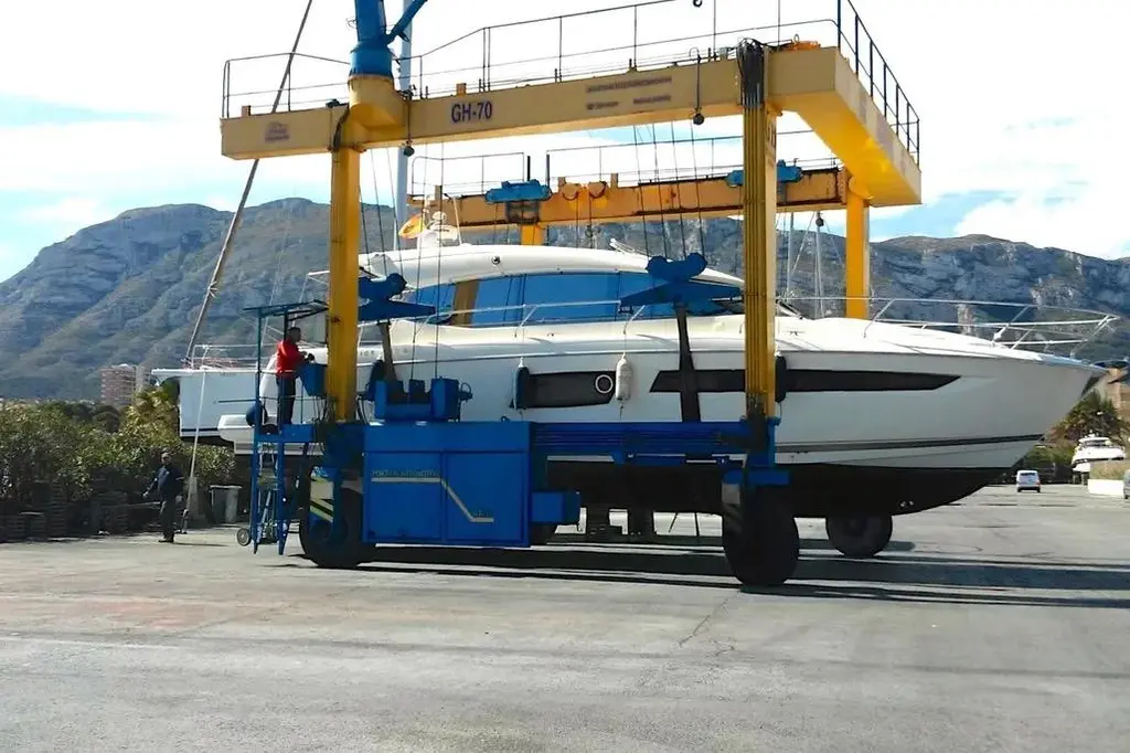 2015 Prestige 500S Yacht For Sale in Dénia 2015 Prestige 500S Yacht For Sale in Dénia