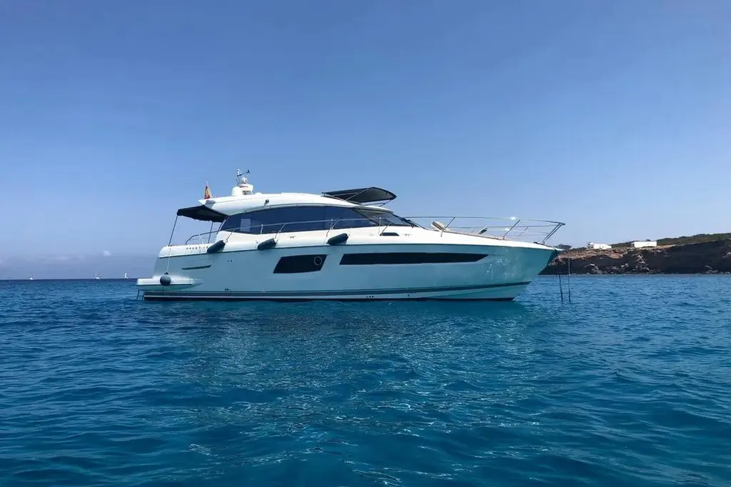 2015 Prestige 500S Yacht For Sale in Dénia 2015 Prestige 500S Yacht For Sale in Dénia