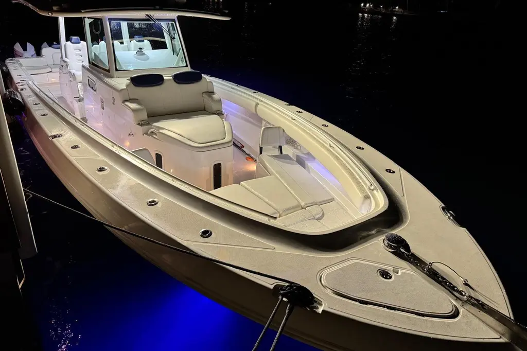 2021 HCB 42 Lujo Yacht For Sale in Miami FL 2021 HCB 42 Lujo Yacht For Sale in Miami FL