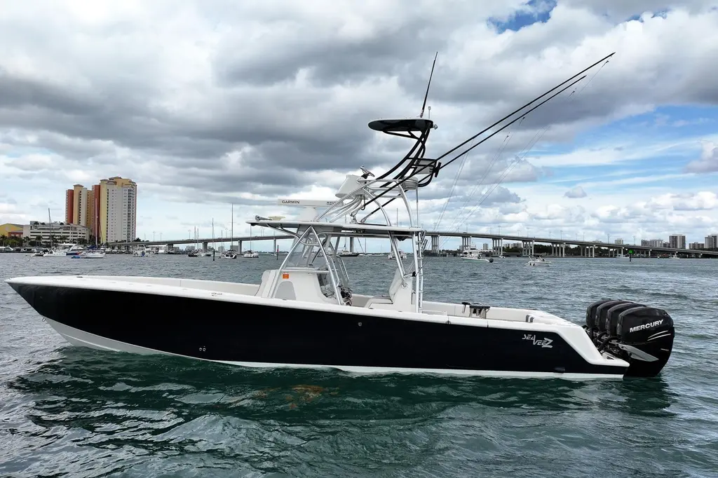 2022 SeaVee 390Z Yacht For Sale in Fort Lauderdale FL 2022 SeaVee 390Z Yacht For Sale in Fort Lauderdale FL