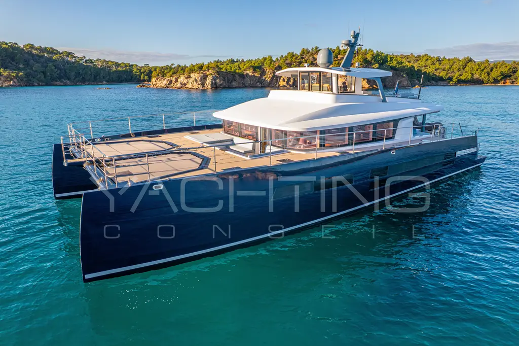 4EVER 2022 Long Island 78 Yacht For Sale in Hyères 83 4EVER 2022 Long Island 78 Yacht For Sale in Hyères 83