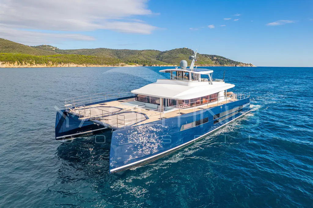 4EVER 2022 Long Island 78 Yacht For Sale in Hyères 83 4EVER 2022 Long Island 78 Yacht For Sale in Hyères 83