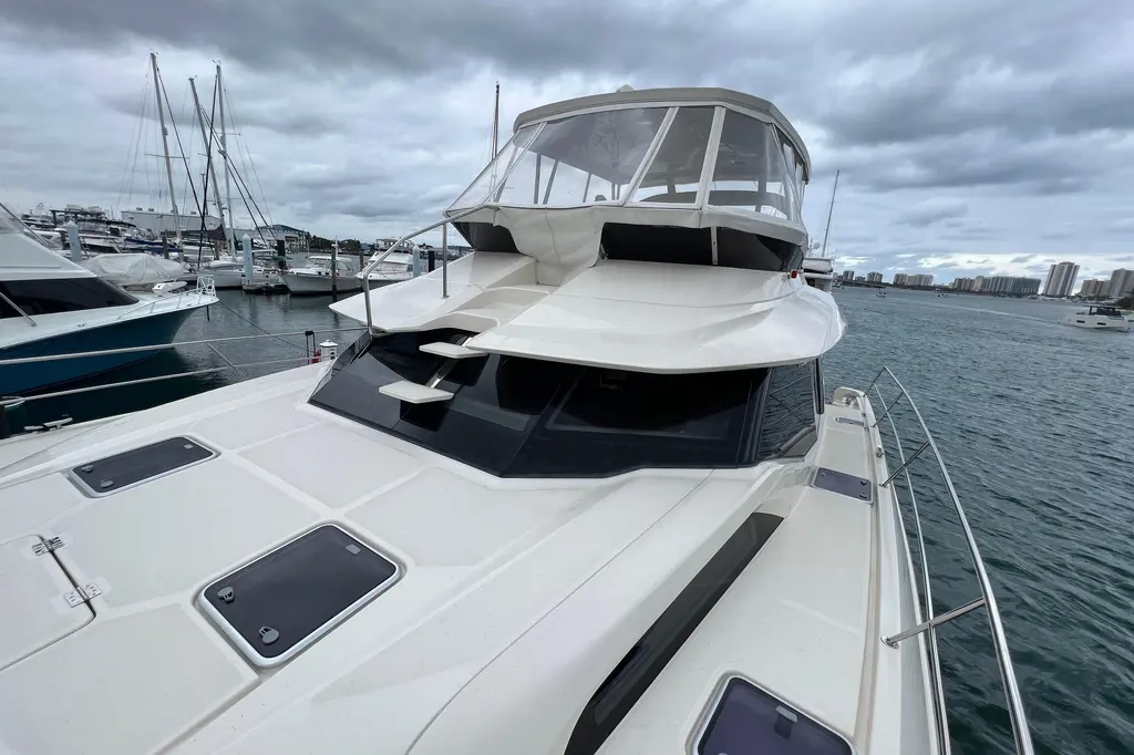 2018 Aquila 44 Yacht Yacht For Sale in St-Paul-de-l'Île-aux-Noix QC 2018 Aquila 44 Yacht Yacht For Sale in St-Paul-de-l'Île-aux-Noix QC