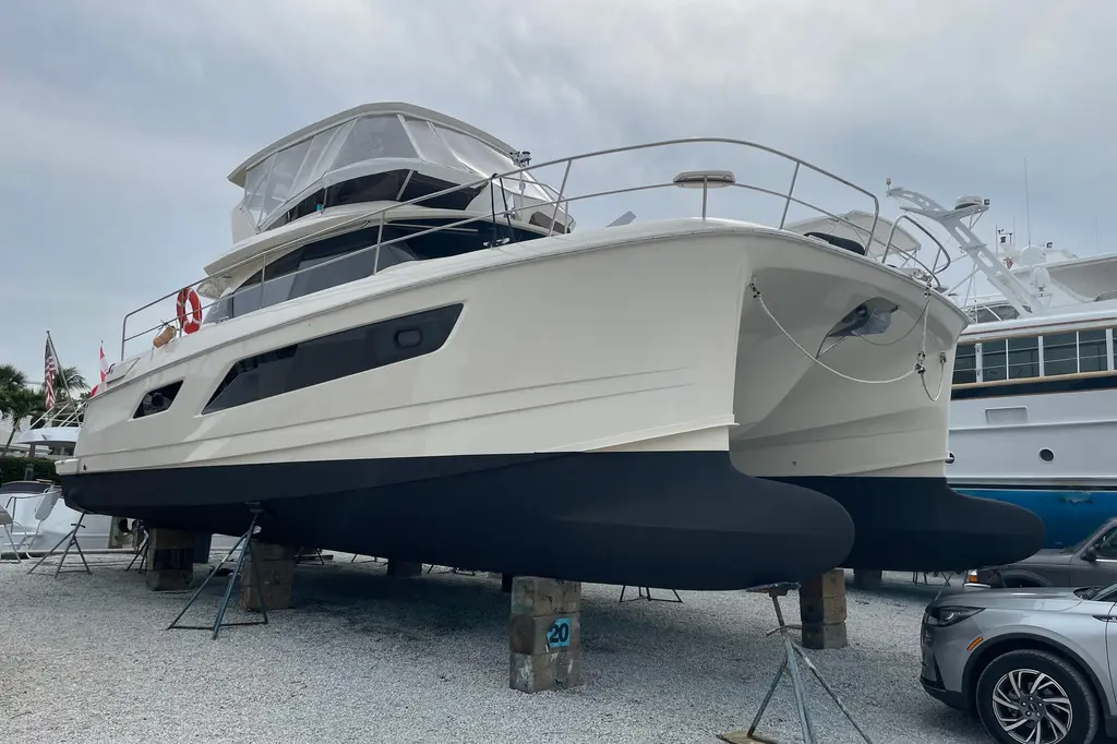 2018 Aquila 44 Yacht Yacht For Sale in St-Paul-de-l'Île-aux-Noix QC 2018 Aquila 44 Yacht Yacht For Sale in St-Paul-de-l'Île-aux-Noix QC