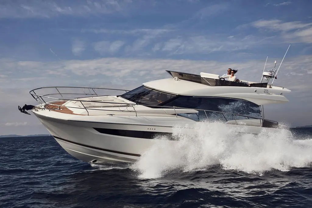 Advisors Alliance 2021 Prestige 520 Yacht For Sale in Singapore Advisors Alliance 2021 Prestige 520 Yacht For Sale in Singapore
