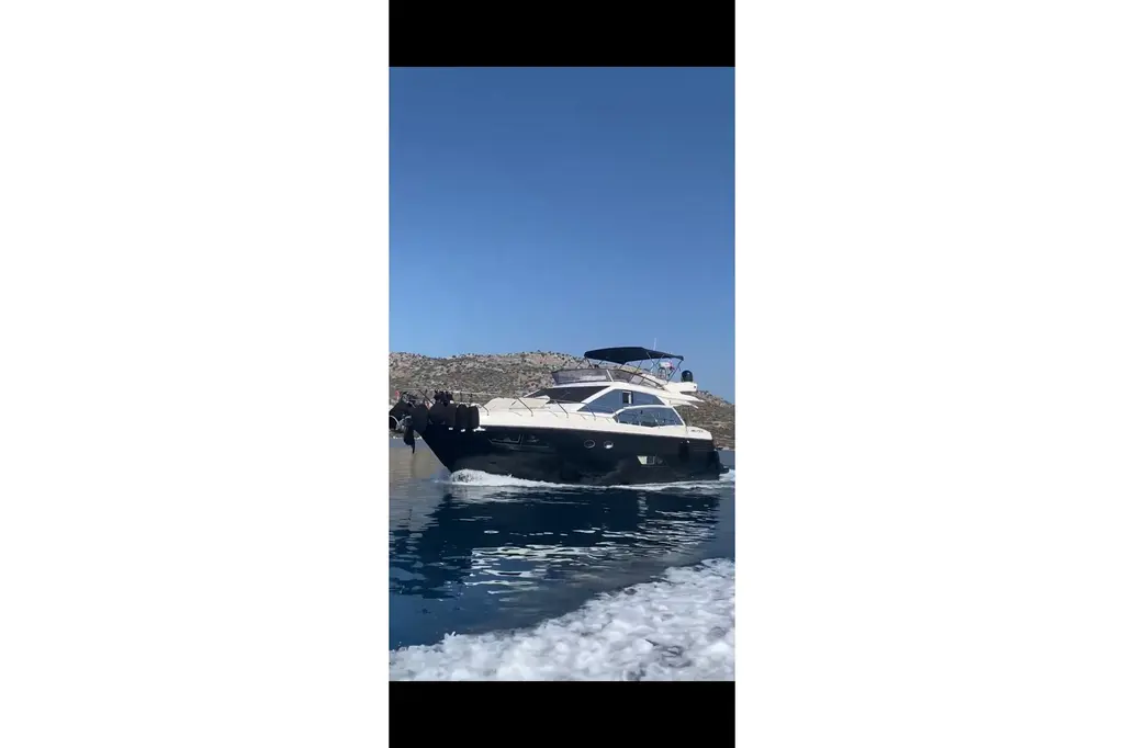 2012 Absolute Yachts 53 Fly Yacht For Sale in Marmaris 2012 Absolute Yachts 53 Fly Yacht For Sale in Marmaris