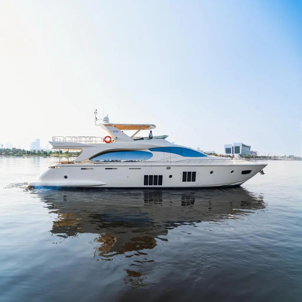 Satisfaction 2013 Azimut 88 Yacht For Sale in Dubai Satisfaction 2013 Azimut 88 Yacht For Sale in Dubai
