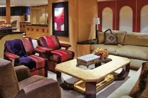  1985 Sterling Yachts 155 Motor Yacht Yacht For Sale in Miami Beach FL