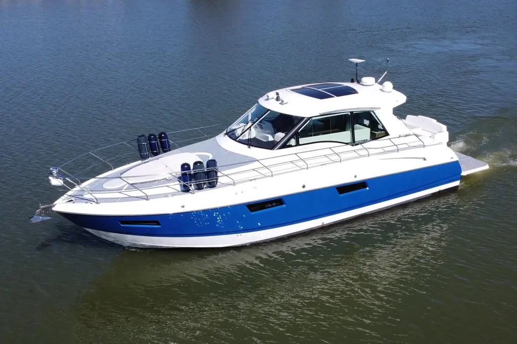Radical Physics 2012 Cruisers Yachts 48 Cantius Yacht For Sale in Knoxville TN Radical Physics 2012 Cruisers Yachts 48 Cantius Yacht For Sale in Knoxville TN
