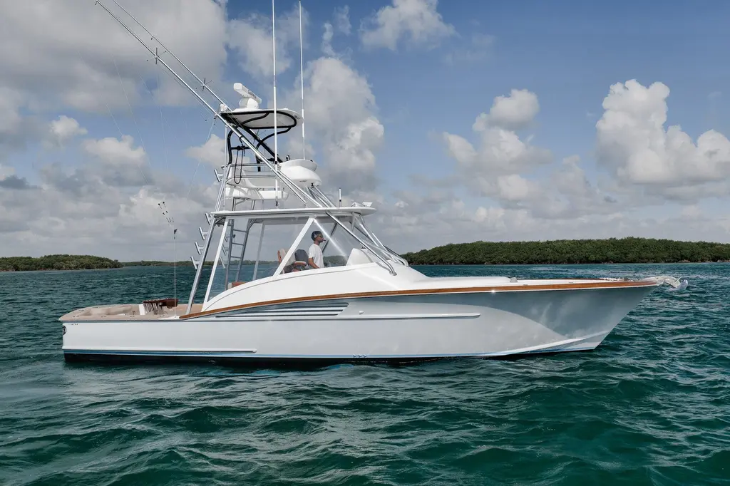JAYDID 2022 Winter Custom Yachts 38 Walk Around Yacht For Sale in Key Largo FL JAYDID 2022 Winter Custom Yachts 38 Walk Around Yacht For Sale in Key Largo FL