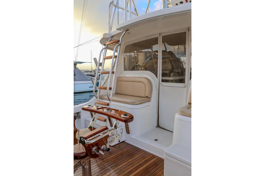 2017 Viking 37 Billfish Yacht For Sale in Kailua-Kona HI 2017 Viking 37 Billfish Yacht For Sale in Kailua-Kona HI