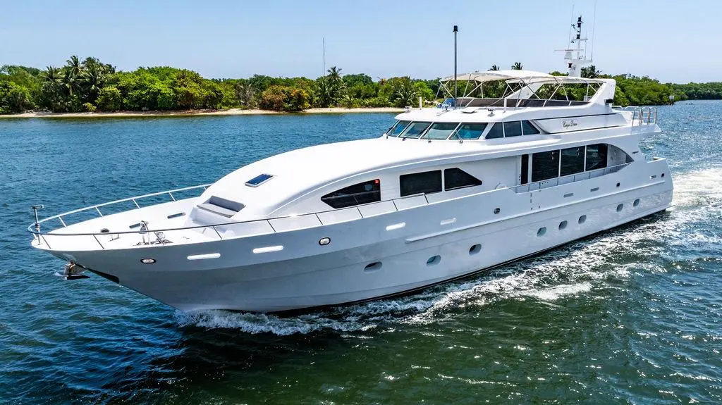 CARPE DIEM 2001 Intermarine Raised Pilothouse Yacht For Sale in Miami Beach FL CARPE DIEM 2001 Intermarine Raised Pilothouse Yacht For Sale in Miami Beach FL