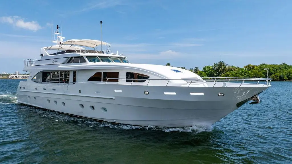 CARPE DIEM 2001 Intermarine Raised Pilothouse Yacht For Sale in Miami Beach FL CARPE DIEM 2001 Intermarine Raised Pilothouse Yacht For Sale in Miami Beach FL