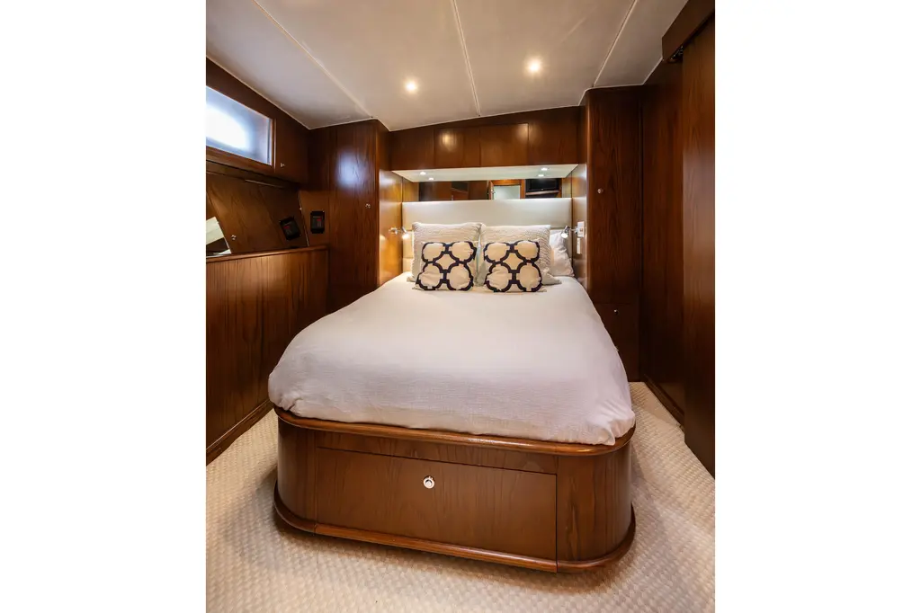 VERTIGO 1993 Lydia Sportfisher Yacht For Sale in Newport Beach CA VERTIGO 1993 Lydia Sportfisher Yacht For Sale in Newport Beach CA